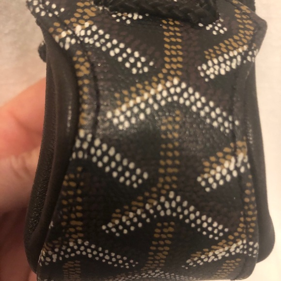 100% Authentic Goyard Drawstring Coin Purse - Picture 3 of 5